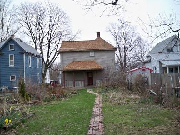2nd image of 412 Hammond Ave