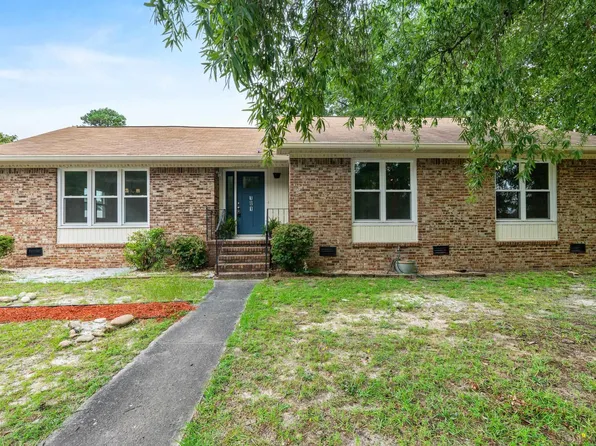 101 Stuart Ln, Lexington, SC 29072