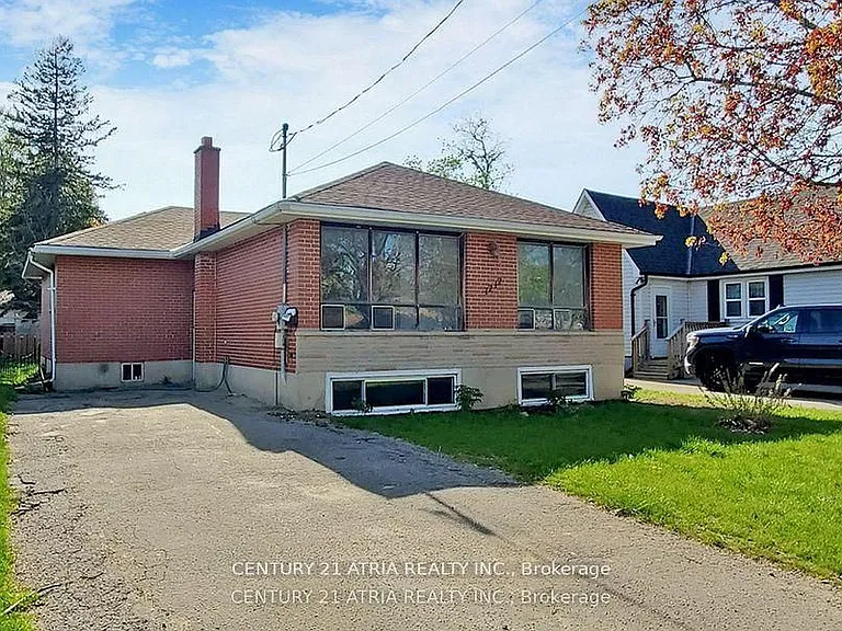 1212 Somerville St — Photo 1