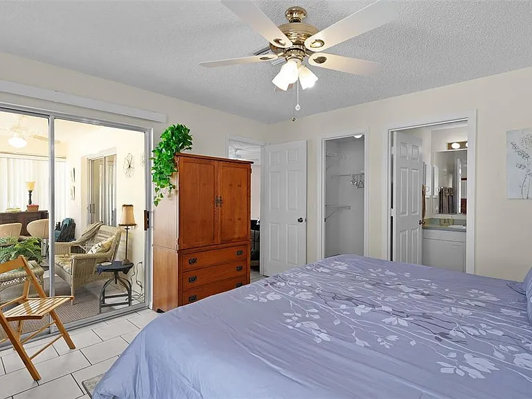 1330 Lajolla Cir — Photo 13