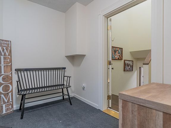 3rd image of 3024 Treaty St