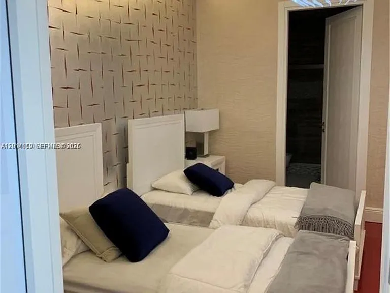 15901 Collins Ave #4107 — Photo 31