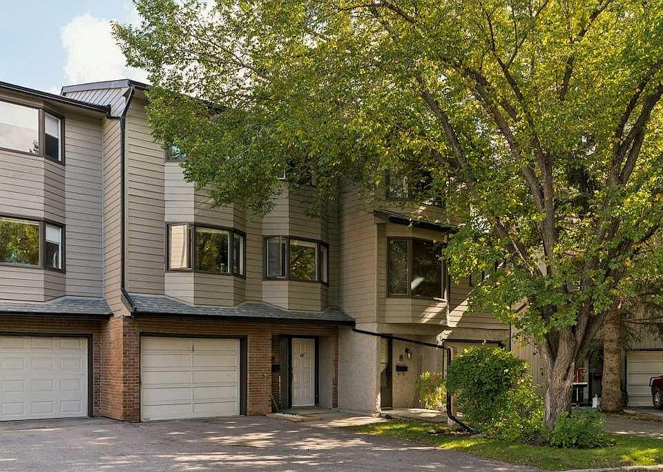 1st image of 23 NW Glamis Dr SW #80