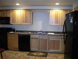Cedar St 927 - 1 — Photo 2