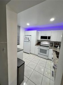 100 NW 76th Ave, Plantation, FL, 33324