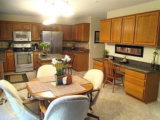 5th image of 22454 Meadow Woods Cir