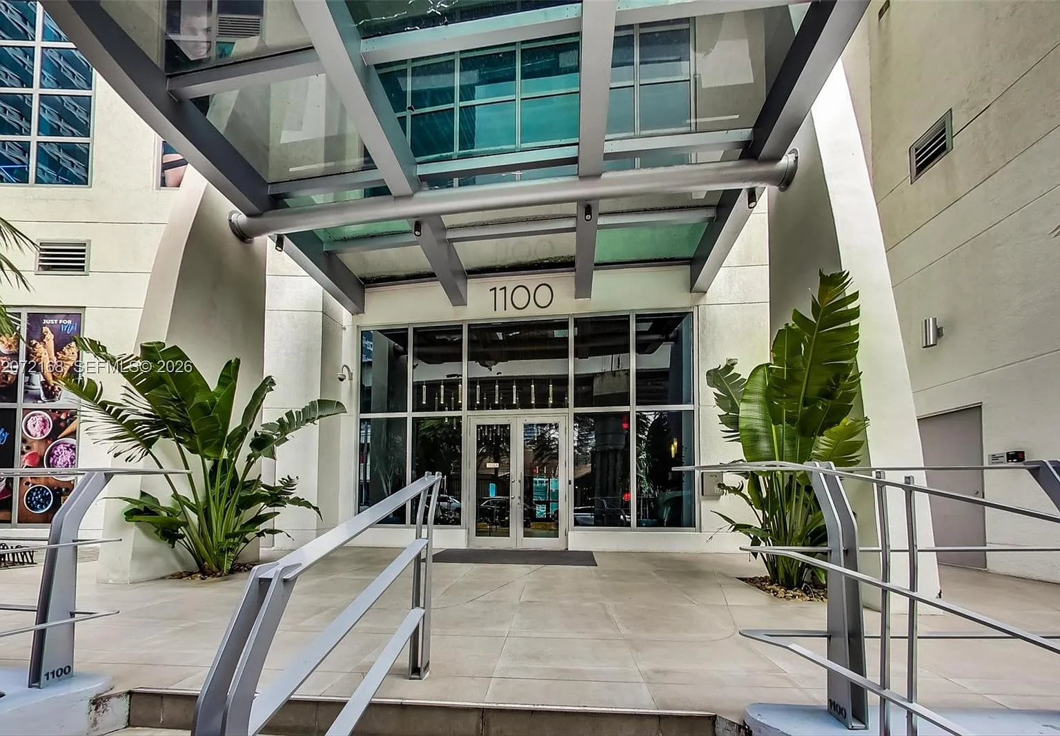 1100 Millecento Residence — Photo 2