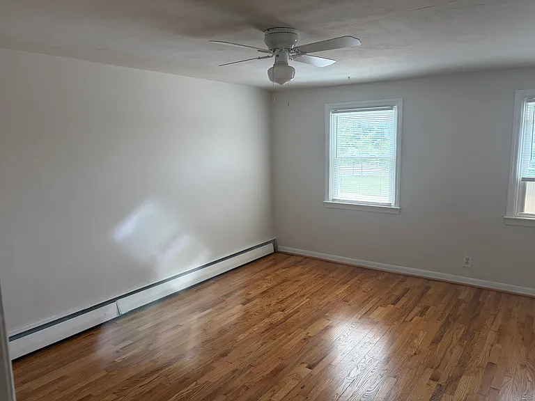 411 Kenmore Ave #4 — Photo 9