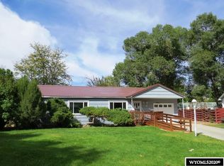 302 Antelope Dr, Riverton, WY 82501