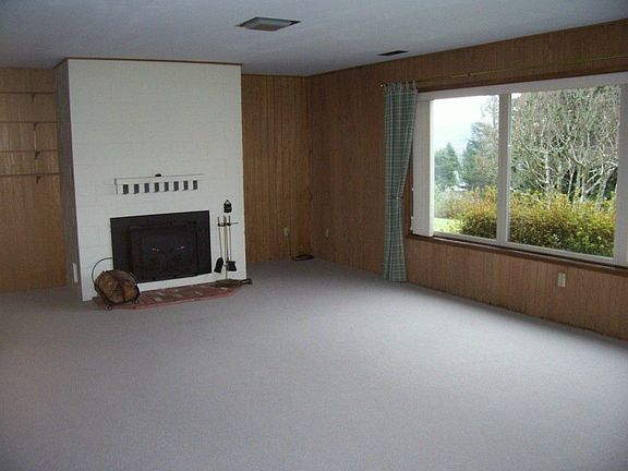 4th image of 717 W Spruce Ave