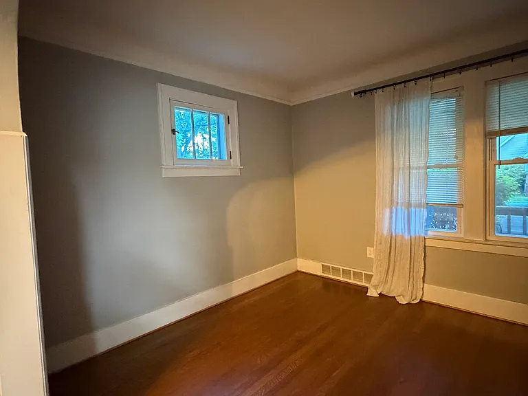 393 Wordsworth St #1 — Photo 8