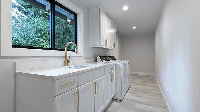 20834 Marine View Dr SW — Photo 10