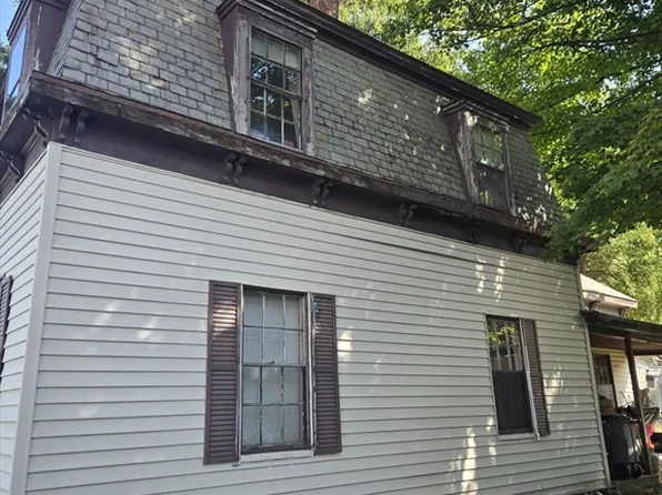 101 Vernon St, Gardner, MA 01440