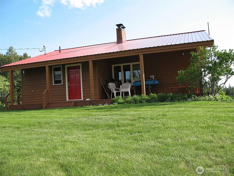 2nd image of 40 TURNER HOMESTEAD Road