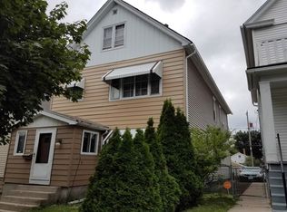 2431 S 10th St, Milwaukee, WI 53215