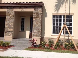 17059 SW 96th St, Miami, FL 33196