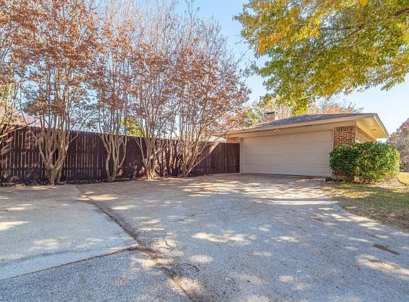 4th image of 1107 Woodmount Ct