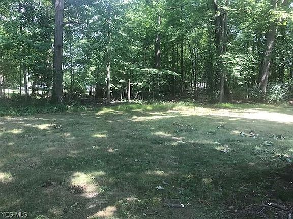 3rd image of 3742 Cumberland Cir