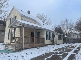 858 May St, Akron, OH 44311