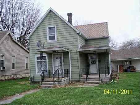 1st image of 225 S Adams St