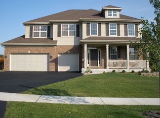 16557 W McKenzie Ave, Lockport, IL 60441