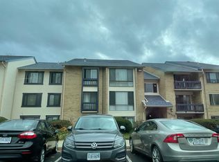 10223 Valentino Dr APT 7322, Oakton, VA 22124