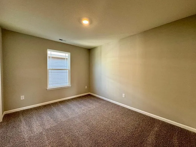 Plano Dr — Photo 13