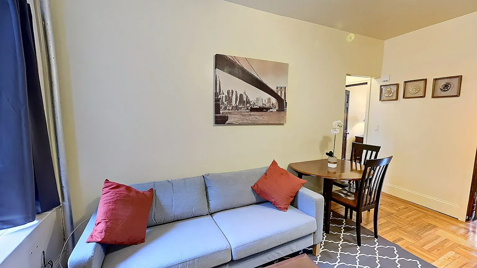 27 Broadway Terrace — Photo 1