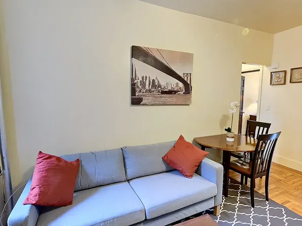27 Broadway Ter APT 1D, New York, NY 10040