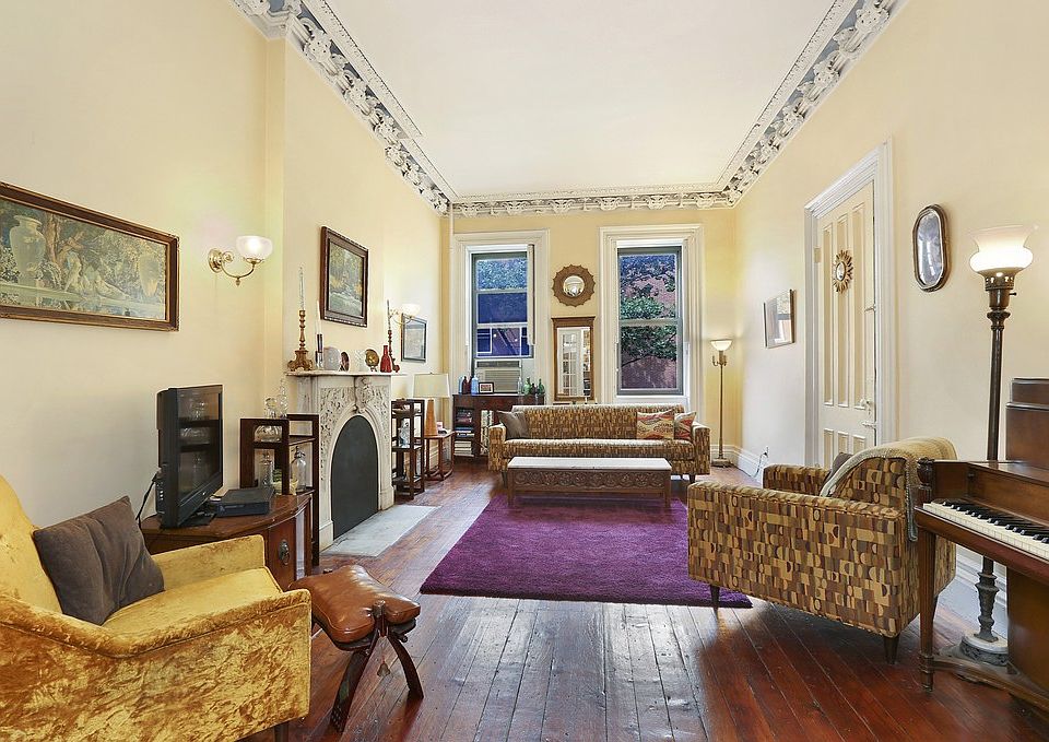 1st image of 272 Degraw St
