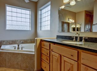 44914 N 9th St, New River, AZ 85087