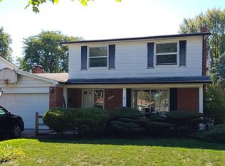 11230 Brougham Dr, Sterling Heights, MI 48312