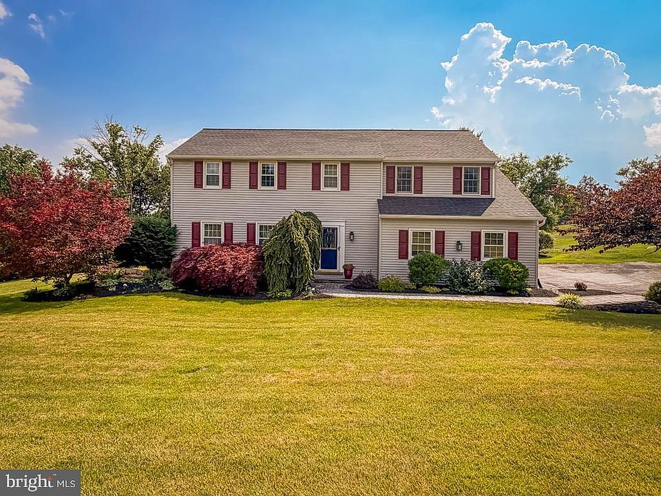 1st image of 766 Eisenhauer Dr
