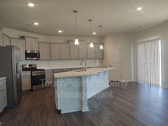 5th image of 15009 Moulin Court Dr