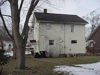 5th image of 1422 E Madison St
