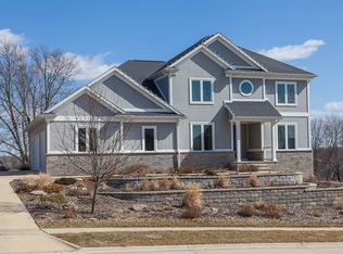 1006 Robin Rd, Iowa City, IA 52246