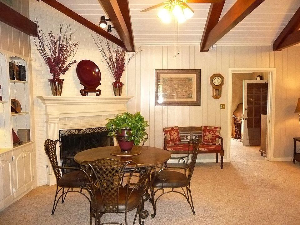 1st image of 4504 Lake Park Dr