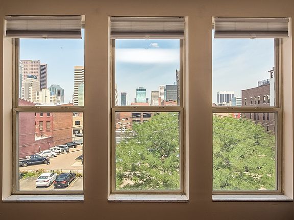 3rd image of 117 E Noble St APT 3