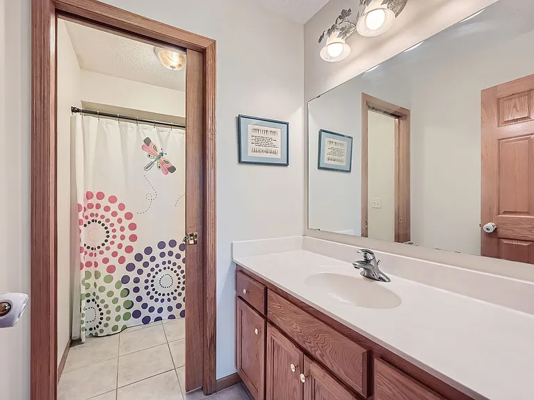 Eagle Valley Dr — Photo 21