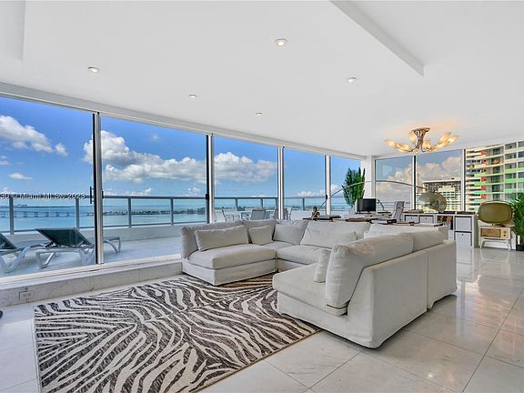 2nd image of 1541 Brickell Ave APT C1408