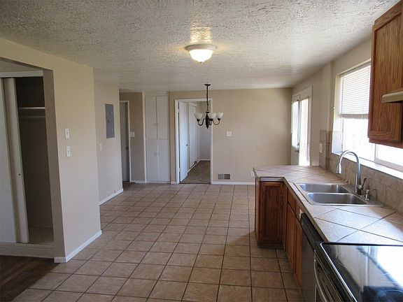 4th image of 3360 S Brock St