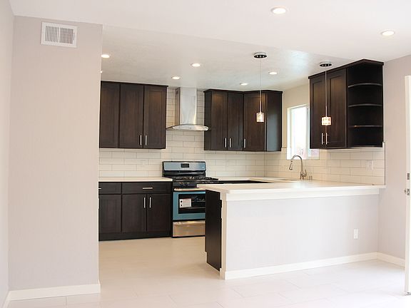 4th image of 2300 Chickie St