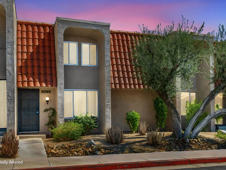 2298 N Indian Canyon Dr #E — Photo 42