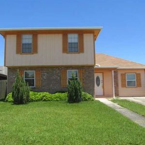 5647 Hempstead Rd, New Orleans, LA, 70127