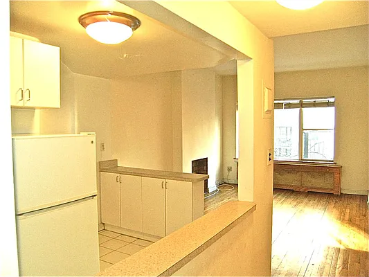 Rented by City Connections Realty | media 23