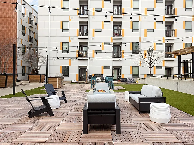 Outdoor Lounge With Fire Table