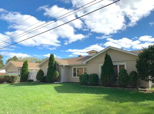 201 S Iowa Ave, Addison, IL 60101