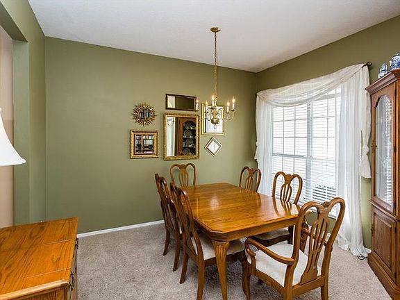 4th image of 13537 Lakers Ct