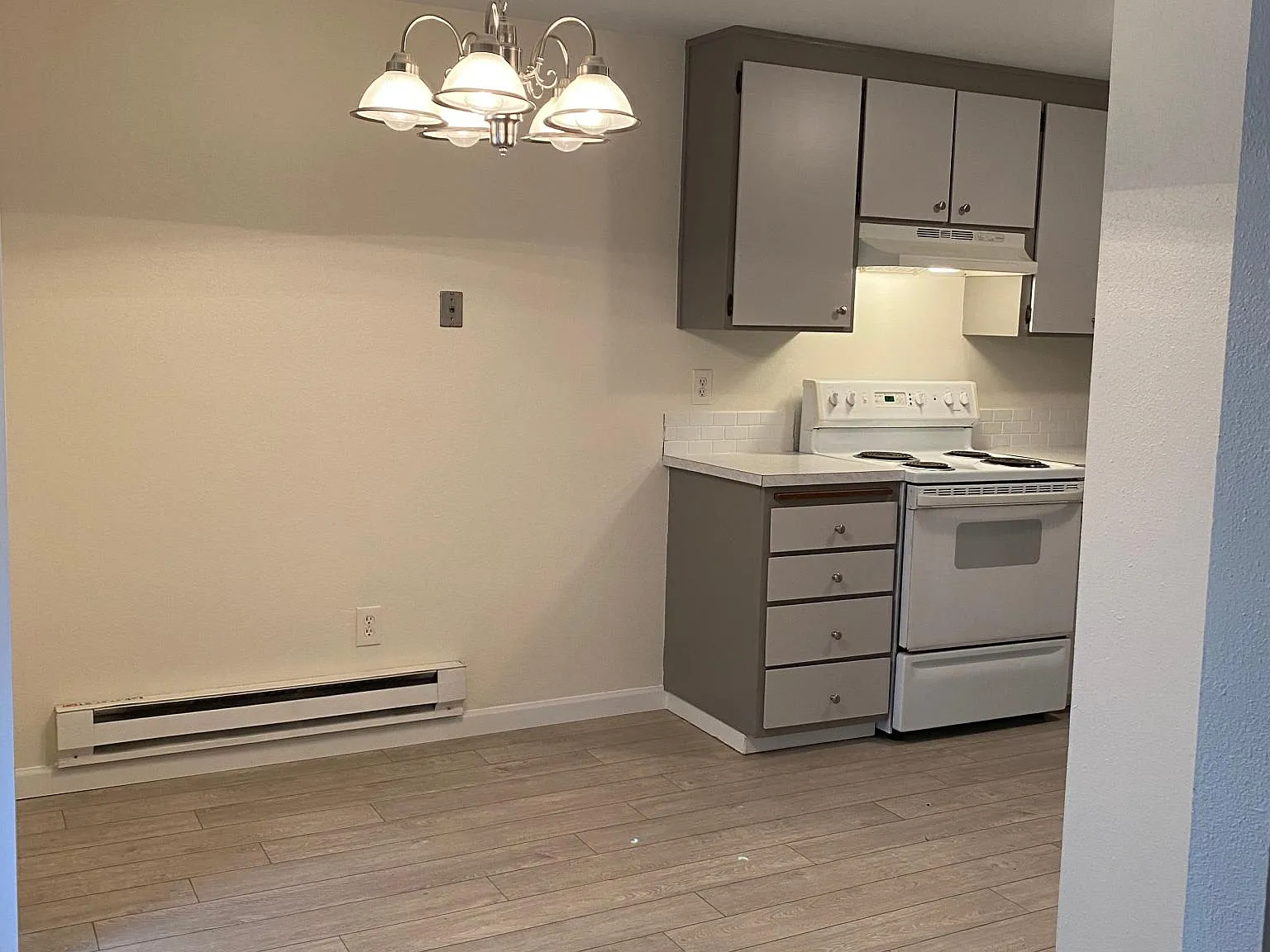 2 bed, $1,295 — Photo 2