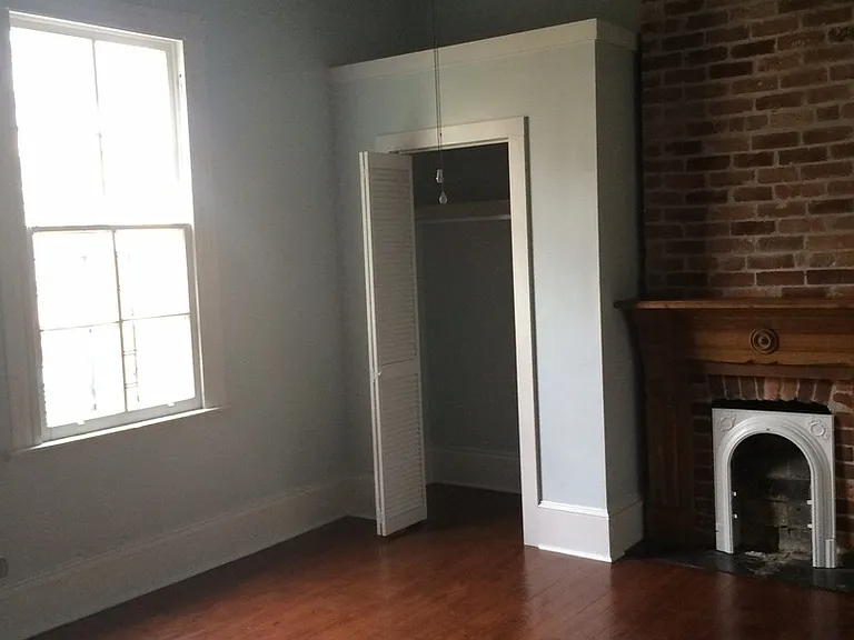 7625 Oak St — Photo 9